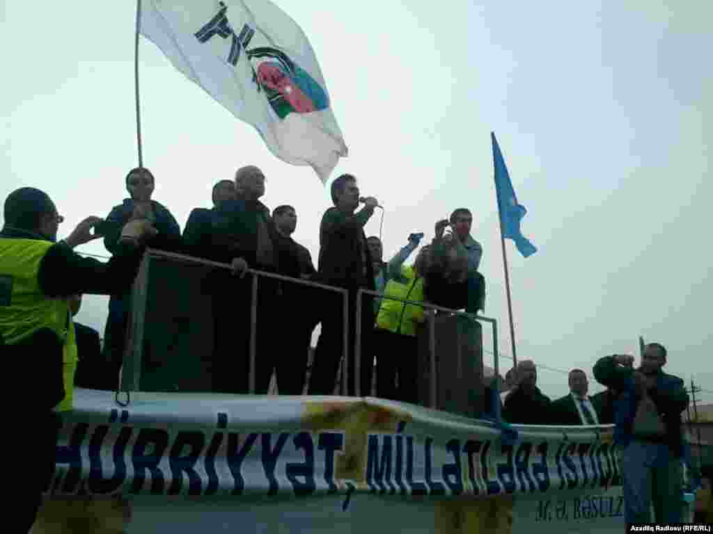 Azerbaijan. Baku. Opposition Public Chamber's protest action in Baku. 22 April