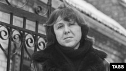 Svetlana Alexievich, 1988