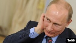 Владимир Путин, нахуствазири Русия ва яке аз номзадҳои аслӣ ба мақоми раёсати ин ҷумҳурӣ